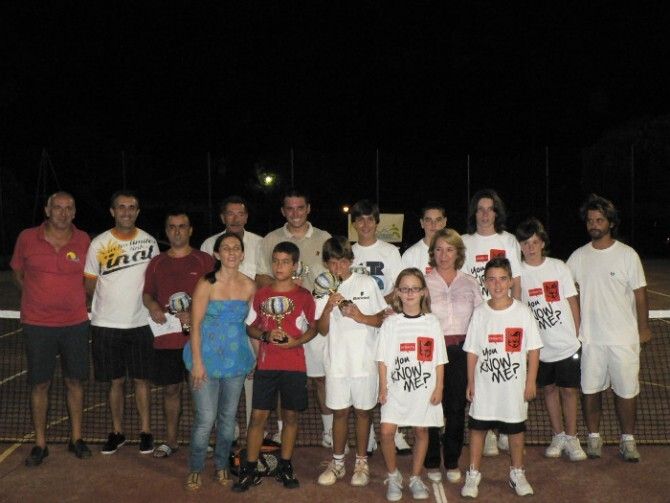 Rafael Barrera gana el torneo de tenis de Mazagón