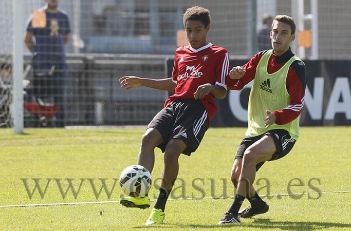Roberto Torres: “Si no somos capaces de ganar al Recre no merecemos mantener la categoría”