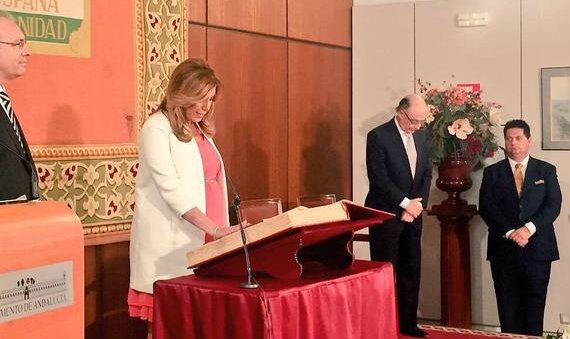 Susana Díaz jura su cargo como presidenta de la Junta en un acto multitudinario
