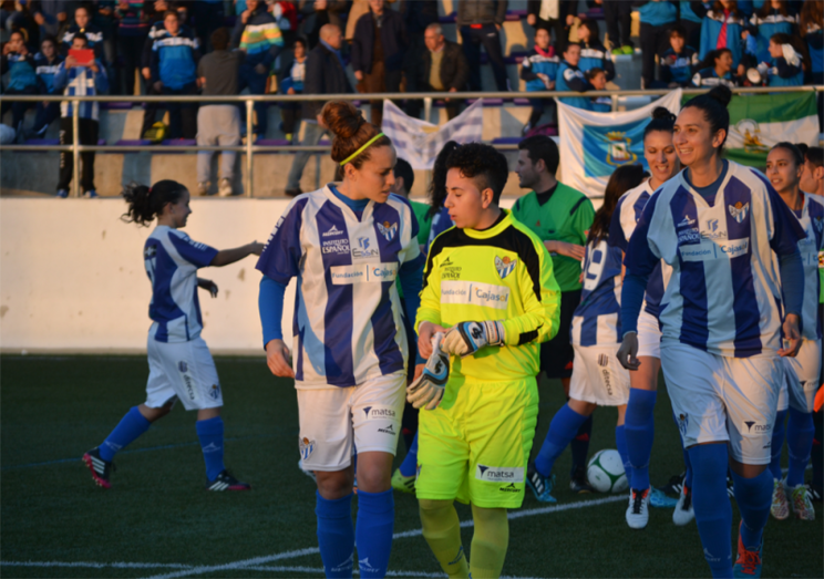 La meta Nazaret causa baja en el Sporting Huelva por motivos laborales