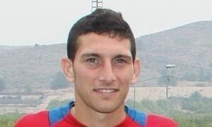 El central Rojas deja el San Roque para incorporarse al Charlton inglés