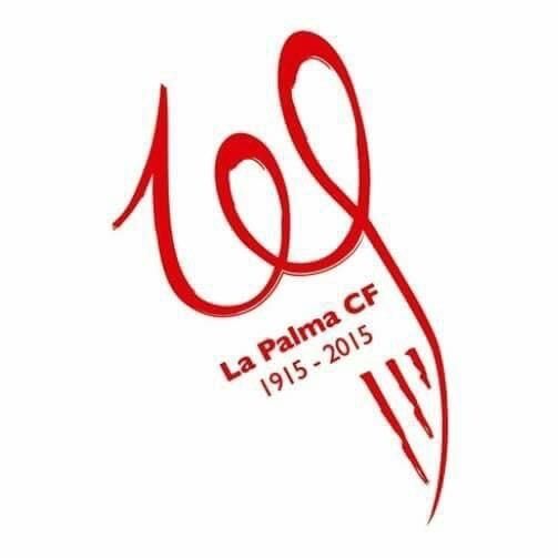 La Palma CF celebra sus 100 años de historia con un masivo desfile por las calles de la localidad
