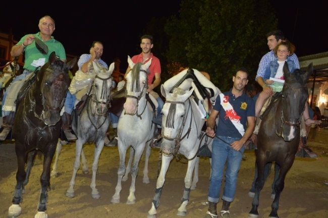Un total de 86 jinetes compitieron en la Carrera de Cintas del Rocío Chico