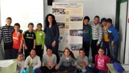 La Asociación 'Paz y Bien' presenta los Objetivos de Desarrollo del Milenio