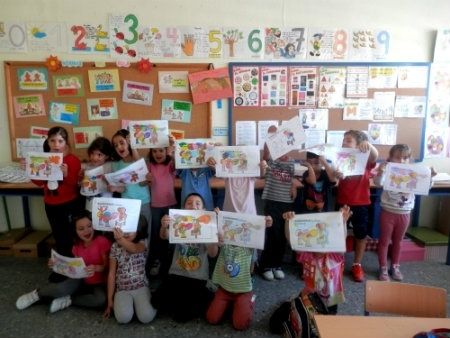 La Asociación 'Paz y Bien' presenta los Objetivos de Desarrollo del Milenio