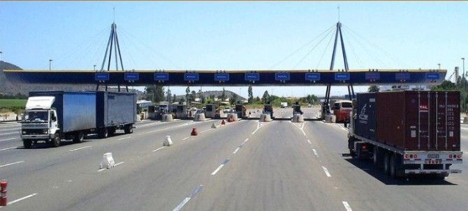 El peaje pone en riesgo el turismo luso en Huelva, que representa el 15% del total