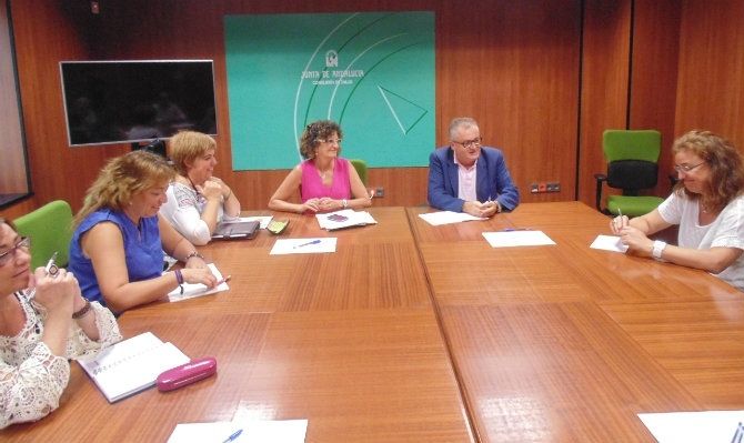 La Junta destinó el año pasado 312.000 euros a los programas contra la exclusión social en el Distrito V