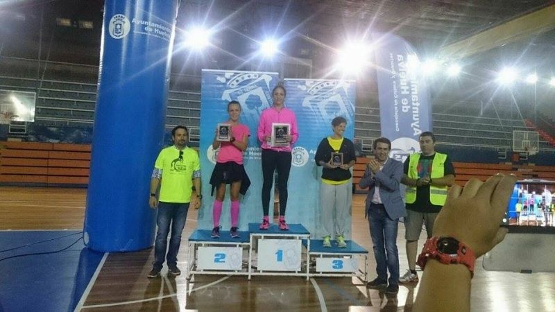 Adrián Andivia y Lidia Rodríguez, los más rápidos de una Nocturna con un millar de corredores