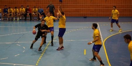 El PAN Moguer se crece en el tramo final para doblegar a Lanzarote (24-22)