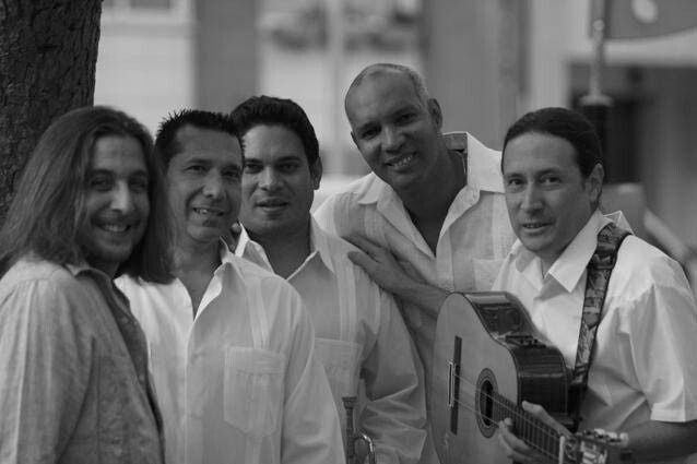 Noche de música cubana, en el Hotel París