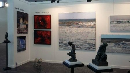 La pintora nervense Leticia Zamorano participa en ArtSevilla