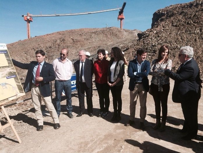 Inician los trabajos de hormigonado del cuerpo de la presa de Alcolea
