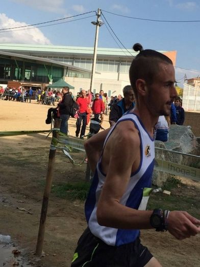 Xavi Francoil abre la temporada con un quinto puesto en el Cross de Santa Coloma