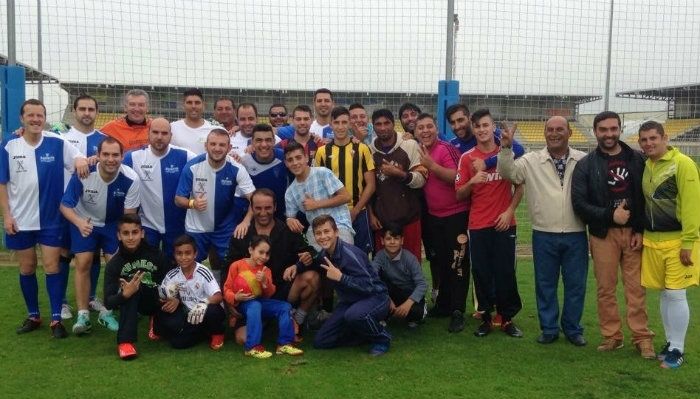Gitanos y guardia civiles se enfrentan en un partido de fútbol en Lepe
