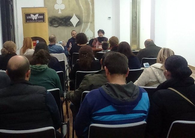 Julián Rabasco presenta su primera novela 'Alas de plata', incluida en el proyecto '100x100 escritores de Huelva'