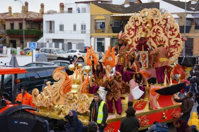 Los Reyes Magos llevaron ilusión y regalos a los niños de Ayamonte