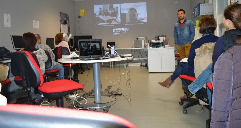 El centro Guadalinfo de Punta oferta cursos de informática, inglés y creación de empresas