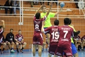 Tercera derrota seguida del PAN Moguer (25-26)