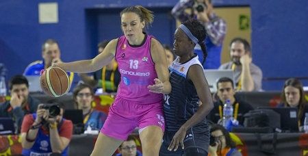 Luci Pascua también rescinde su contrato con el CB Conquero