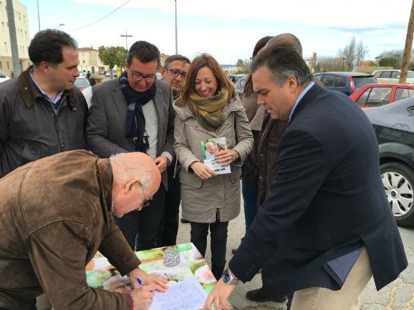 El PP supera en cinco días el millar de firmas en la provincia contra el impuesto de sucesiones de la Junta