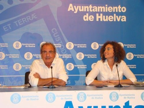 La Mesa de la Ría exige la declaración del monumento a Colón como bien de interés cultural