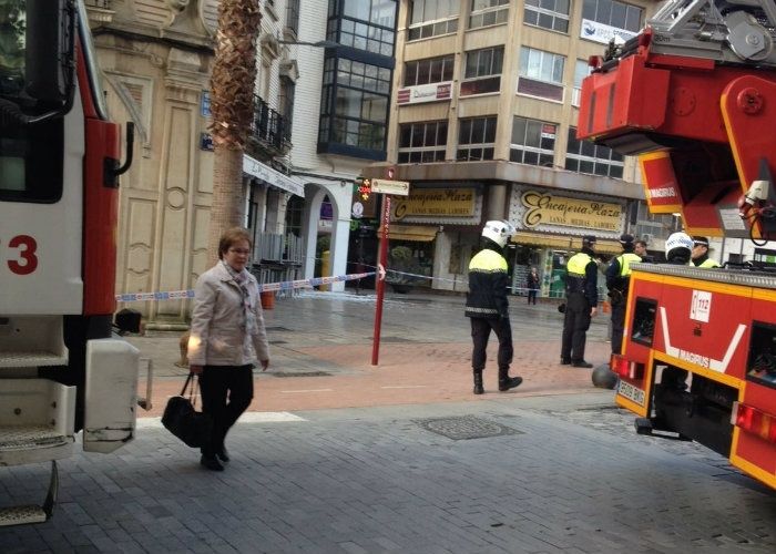 Vuelve a arder el bar La Plazuela de la plaza de las Monjas