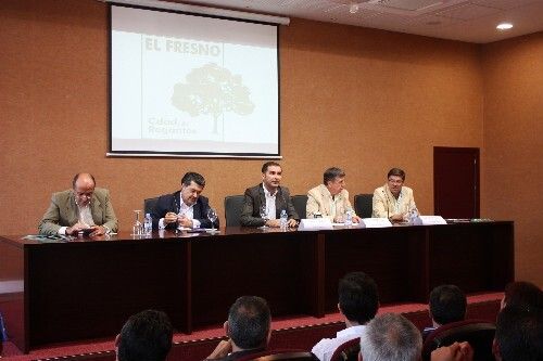 Javier Barrero destaca que las obras de El Fresno crearán 450 empleos y acabará con 800 pozos en Doñana