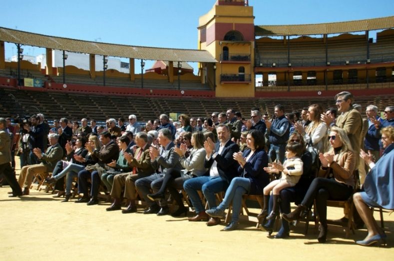 ‘Espartaco padre’ celebra en La Merced los 50 años de su alternativa