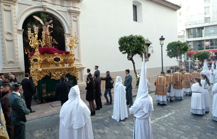 Solemnidad entre brillos, aniversarios y silencios