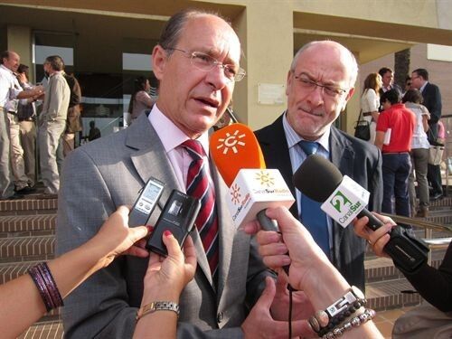Díaz Trillo asegura que la Junta 'nunca ha paralizado' el calendario para la reapertura de la mina