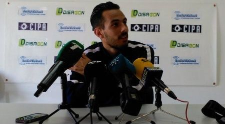 Manu Molina se ofrece a renovar y dice que 'nuestro deseo es que Pablo Comas se marche ya'