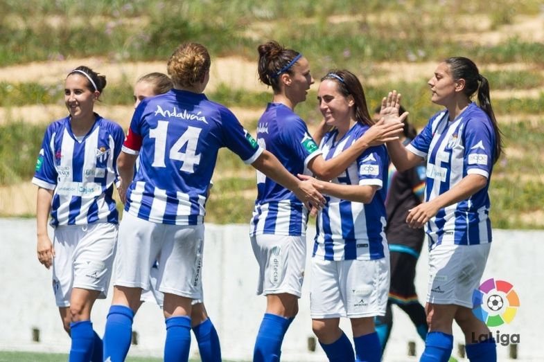El Sporting sigue aferrado a la Copa tras partir al Rayo (3-1)