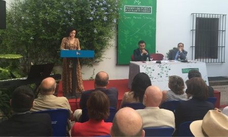 El escritor Santos Domínguez recibe el XXXVI Premio de Poesía Juan Ramón Jiménez