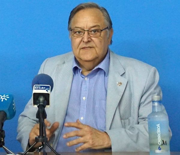 Eduardo Herrera: “Económicamente podemos hacer muy poco por el Recre pero institucionalmente todo lo que sea posible”