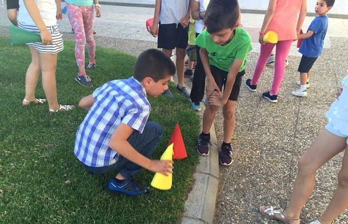 San Bartolomé organiza cuadrillas infantiles ‘anticacas’ por las calles y parques del municipio