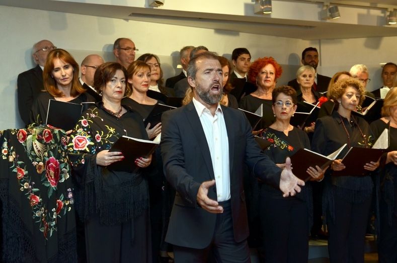 Guillermo Orozco con el Coro de Huelva clausura el ciclo de Conciertos Líricos de Fundación Caja Rural del Sur