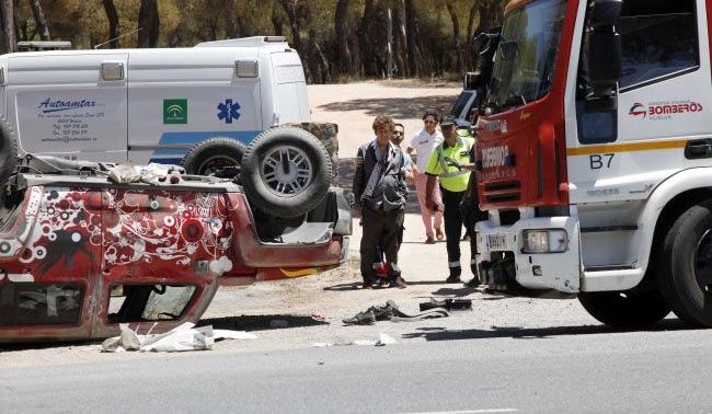 El periodista Jesús Quintero sufre un accidente en Cartaya al salirse de la vía el coche que conducía