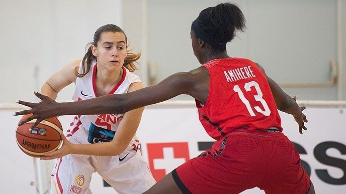 Alba Prieto suma nueve puntos en el triunfo de España ante Canadá en el Mundial Sub 17 (75-72)