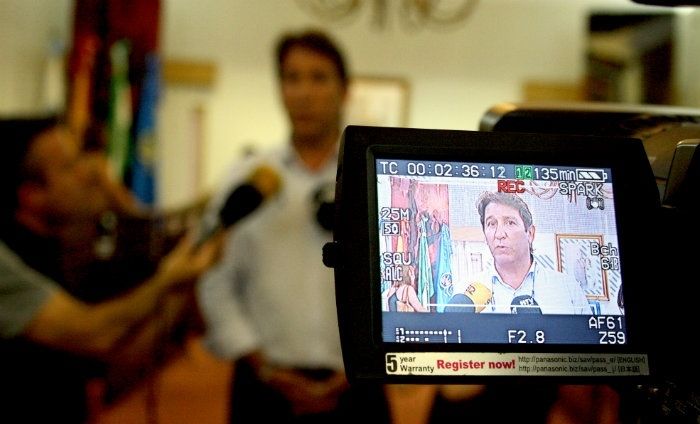 El Pleno de Diputación se solidariza con los refugiados y debate sobre infraestructuras y mosquitos