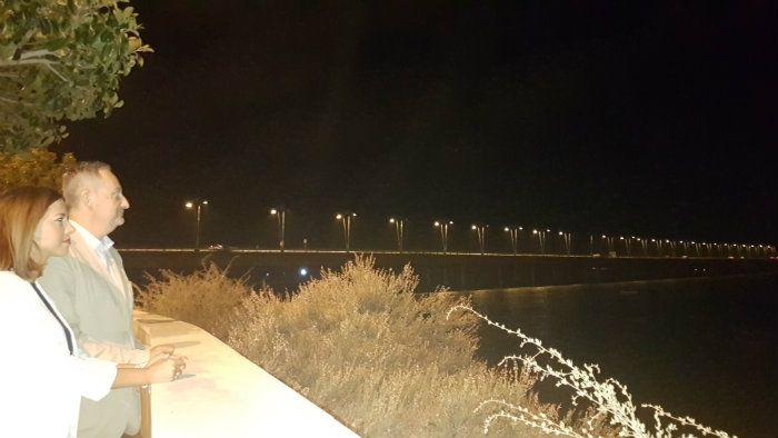 La Junta activa el encendido del puente del Odiel tras finalizar los trabajos de reparación del sistema de iluminación