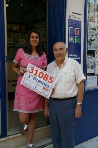 Toca 300.000 euros de la lotería en San Juan