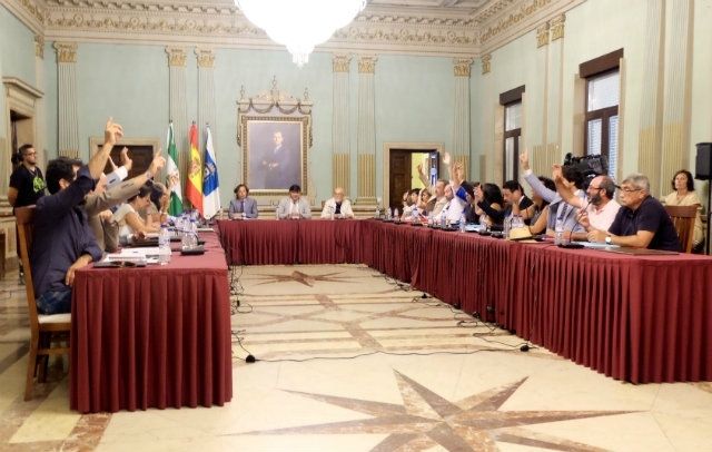 El PSOE aprueba los presupuestos del Ayuntamiento de Huelva con el único apoyo de Ciudadanos