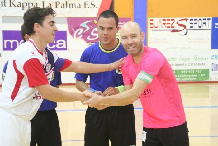 El Jaén Paraíso Interior se lleva el Trofeo de Feria de La Palma en un partido que se decidió al final (1-3)