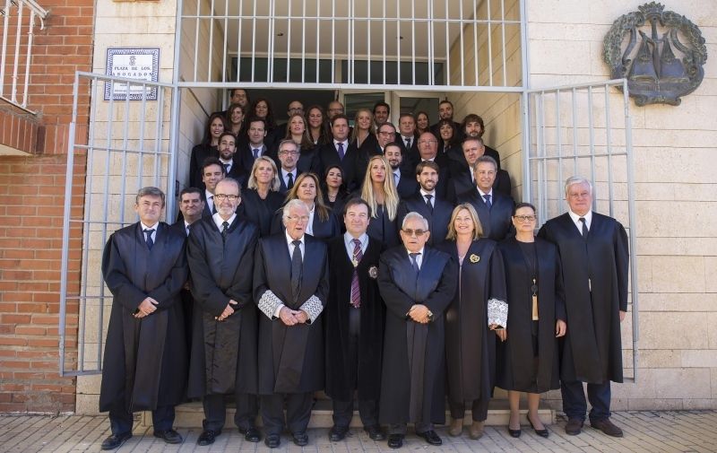 El Colegio de Abogados de Huelva da la bienvenida a 16 nuevos letrados