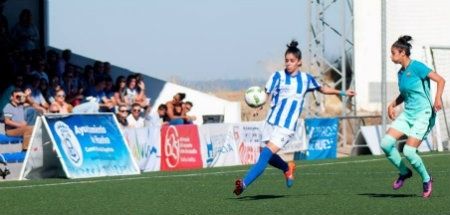 Melani entierra en el tramo final las ilusiones de un buen Cajasol Sporting (0-1)