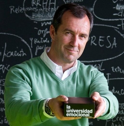 El artista Paco Pérez Valencia interviene dentro de las actividades paralelas a la exposición 'La mina emocional'