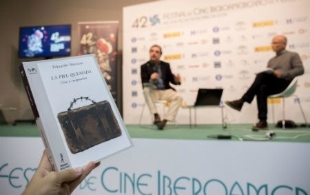 Eduardo Moyano aborda en el libro ‘La piel quemada’ los movimientos migratorios a través de la cinematografía