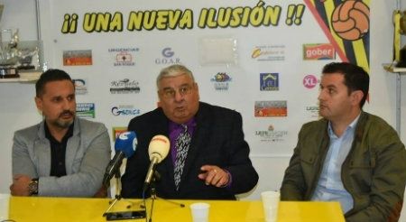 Antonio Gaitán: 'Desgraciadamente nos hemos encontrado con unas deudas importantes en el San Roque'