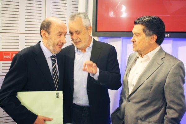 Barrero asegura que 'Rubalcaba es el único que puede sacarnos de la crisis'