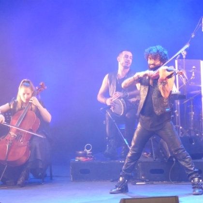 Ara Malikian deslumbra en el Teatro Sierra de Aracena